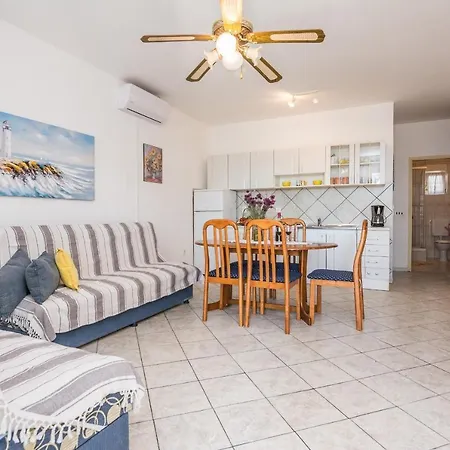 Jancic Apartment Vir